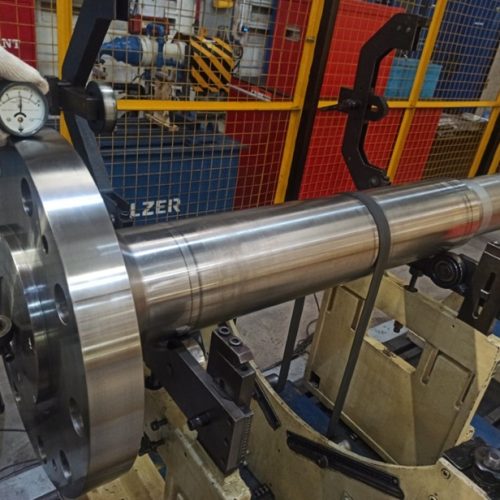 Steam turbine shaft